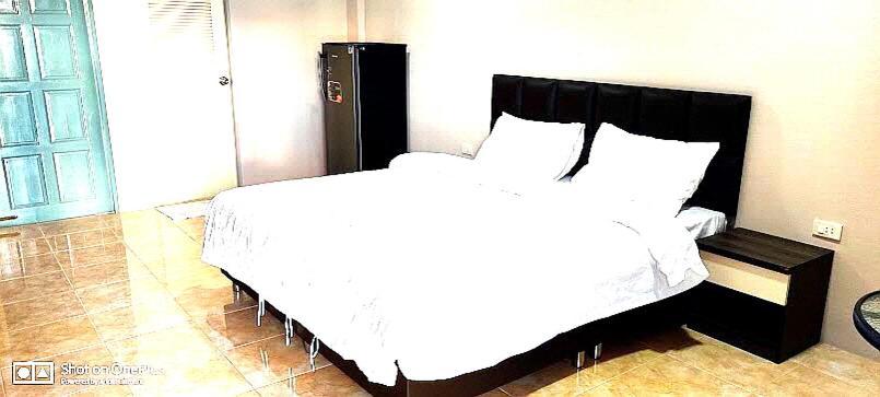 Hotel Residency And Pool Pattaya
