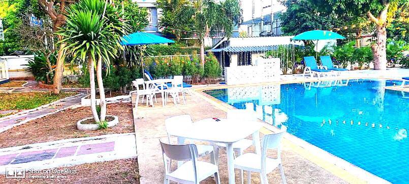 Hotel Residency And Pool